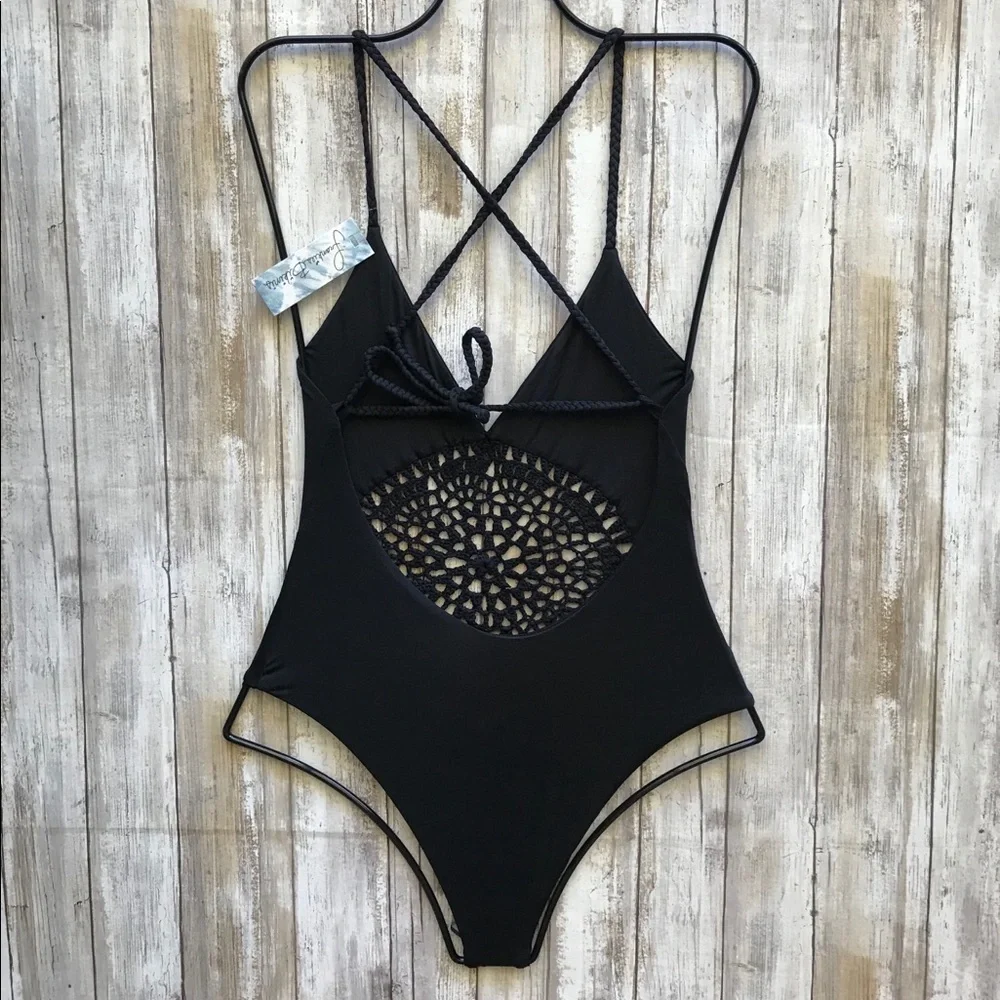 frankie’s bikinis